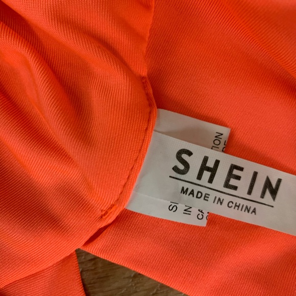 BRIGHT CORAL SHEIN TANK TOP - Picture 4 of 5